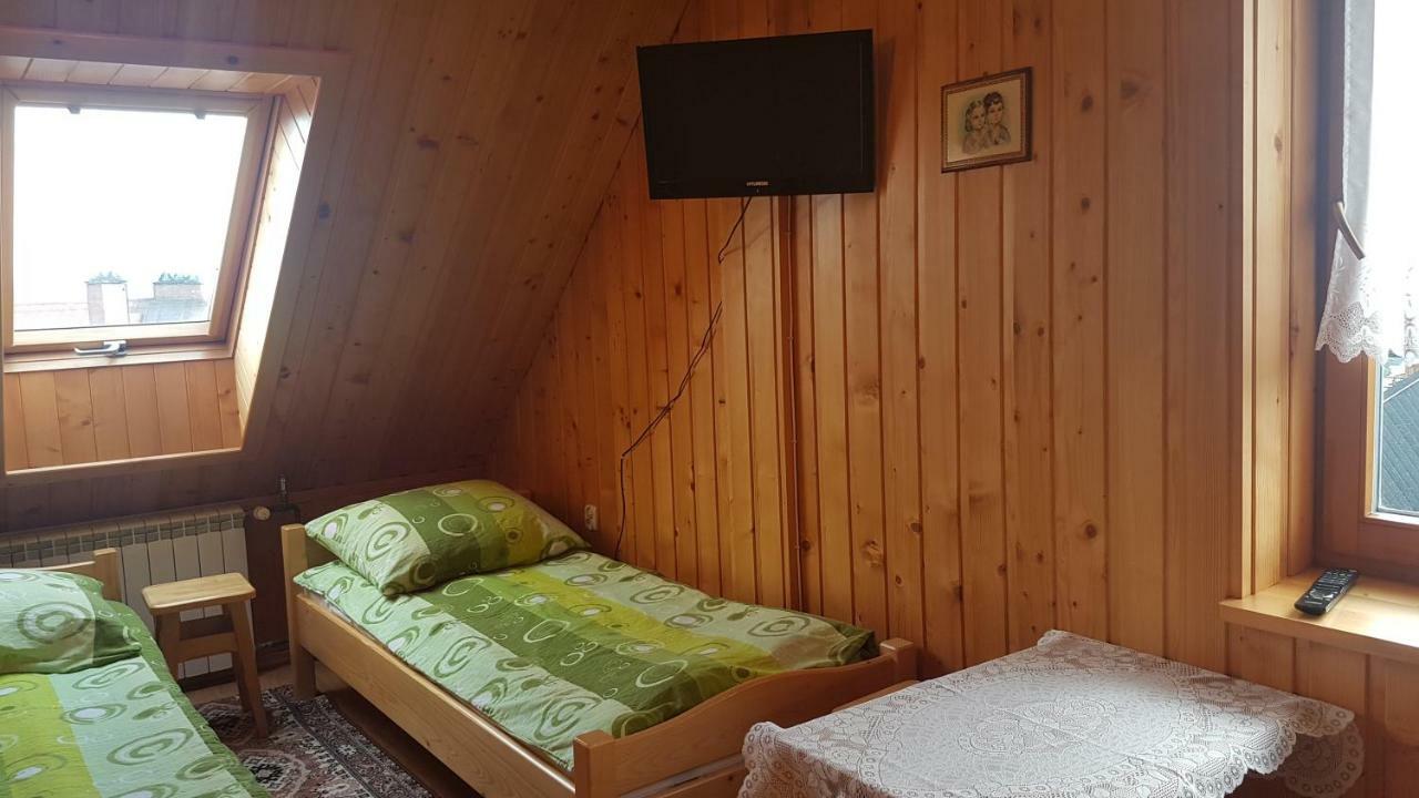 Pokoje Goscinne U Czeska Клушковце Екстериор снимка